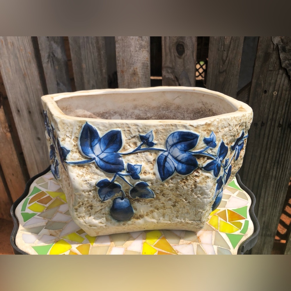 Vintage Blue Leaf Ivy Planter Heavy Duty Flower Pot 11x8x5.5” Granny Cottage
